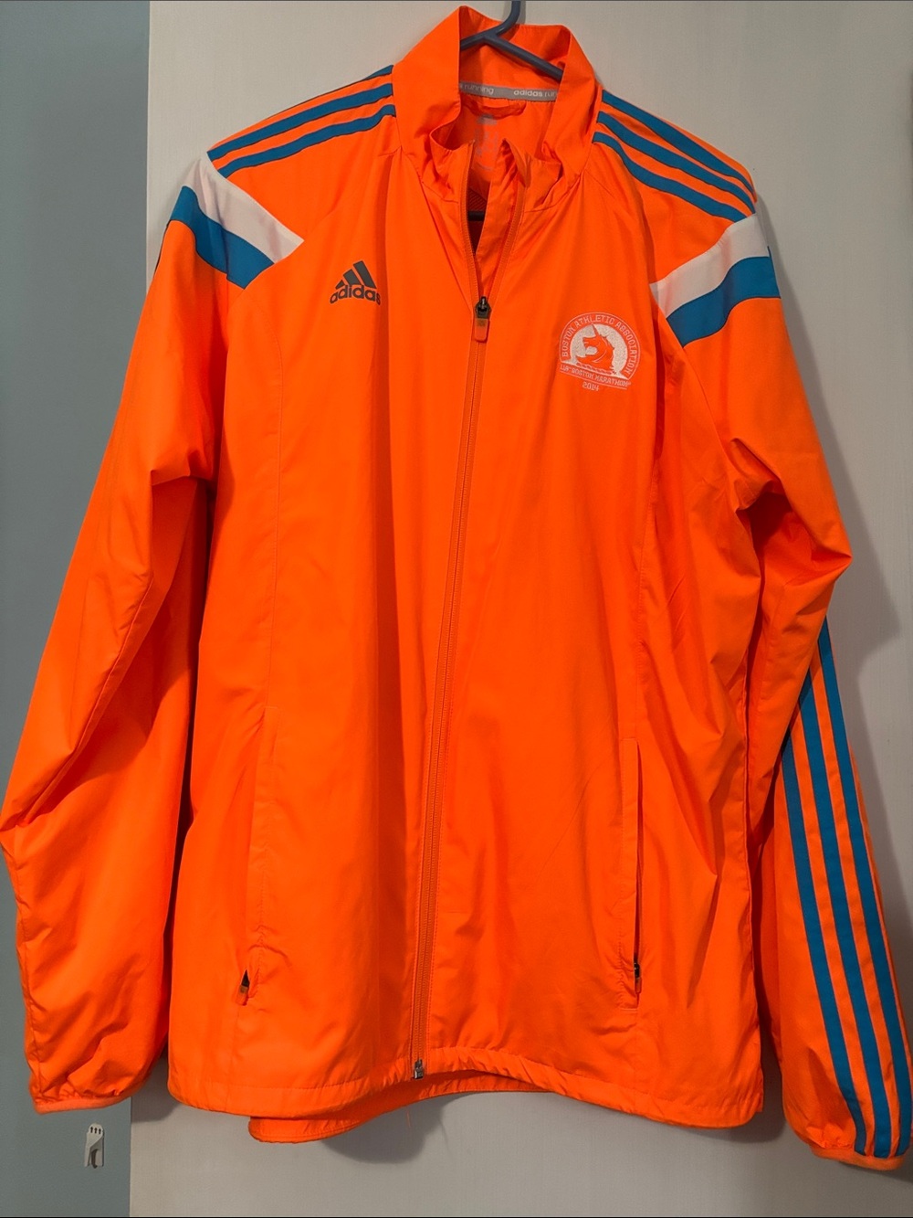 Adidas Boston Marathon 2014  Orange White Blue Light Jacket Size Medium